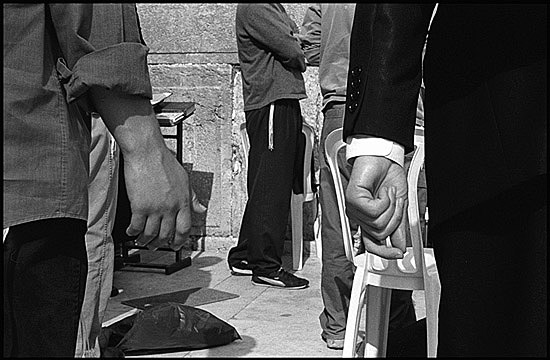 autor : Patrick Tombelle                    t&iacute;tulo: At the Wailing Wall, Jerusalem