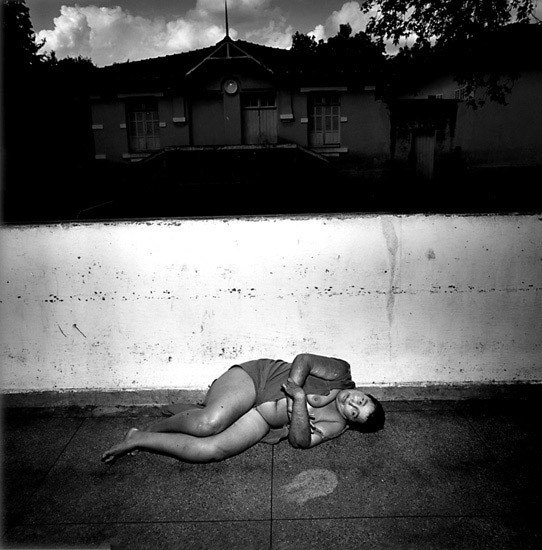 autor: Cláudio Edinger
t&iacute;tulo: Insane Asylum