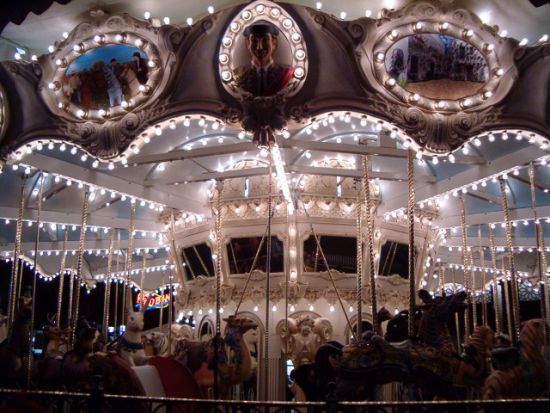 autor: paulo rodrigues
t&iacute;tulo: Carousel