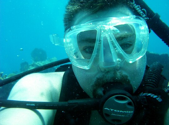 autor: paulo rodrigues
t&iacute;tulo: PJ Cook underwater
