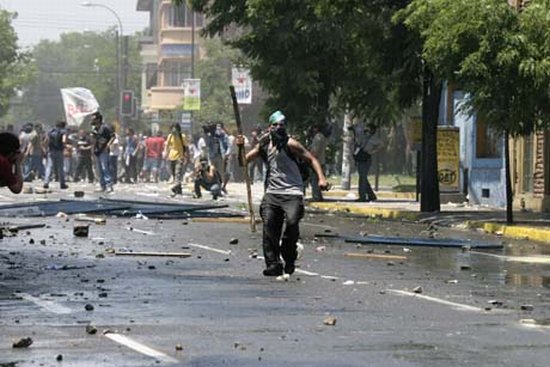 author: paulo rodrigues
title: Protestas Cumbre APEC CHILLE 20004 Contra Visita de Bush