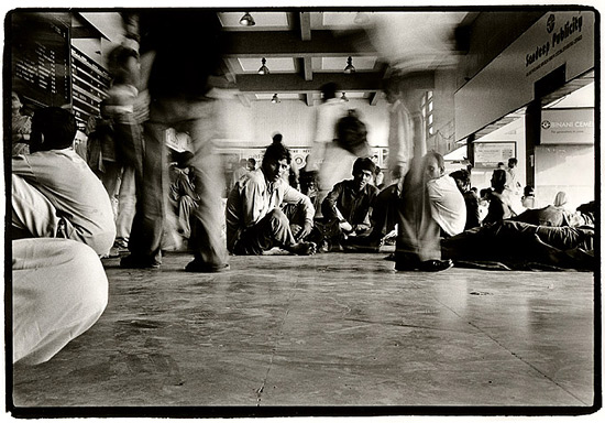 author: Stefan Rohner
title: 	New Delhi Train Station 3